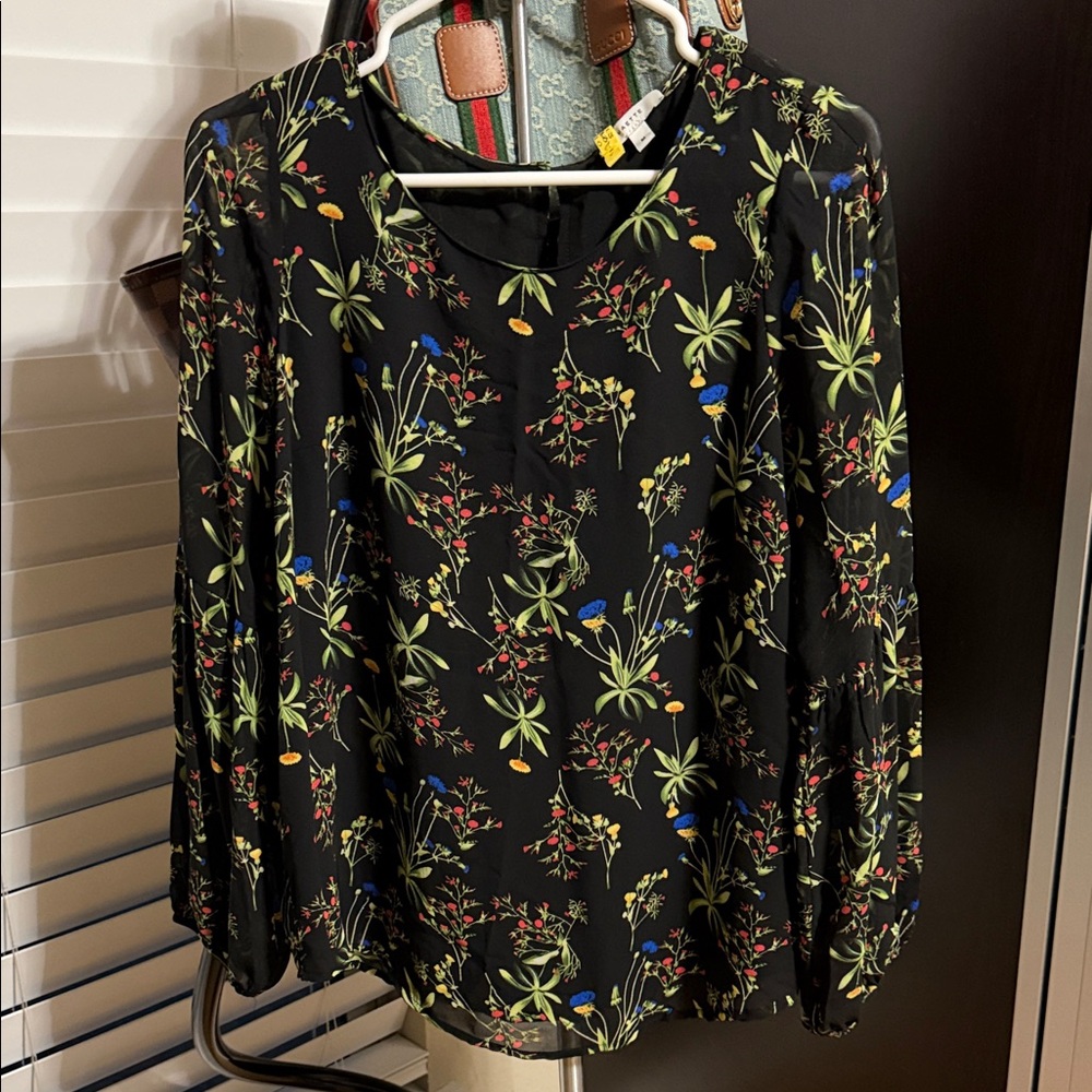 Floral Black Blouse